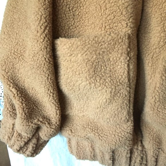 NWT - Pretty Little Thing Borg Pocket Front Coat - Picture 3 of 8